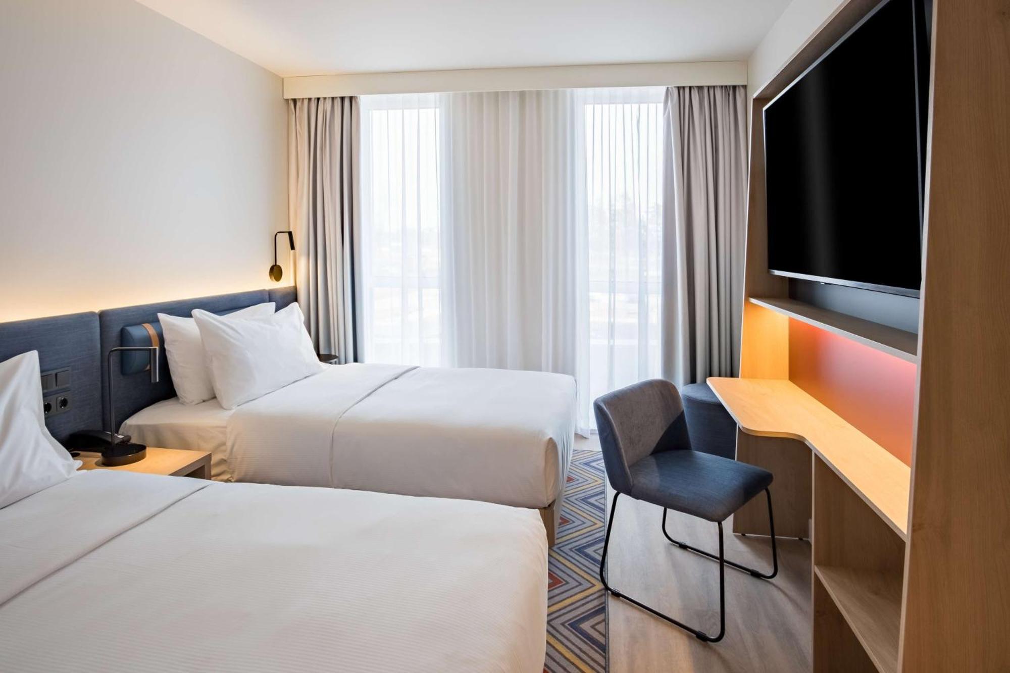 Hampton By Hilton Riga Airport Hotel Marupe Luaran gambar