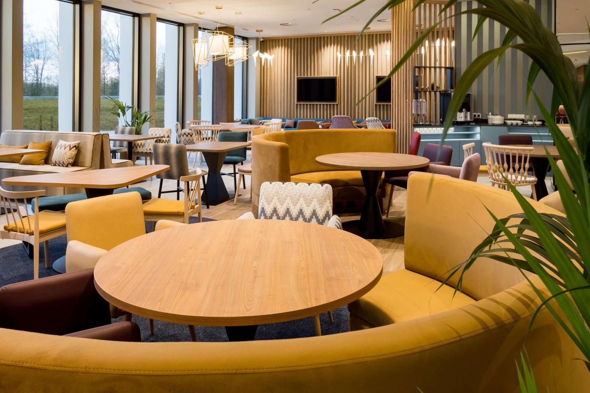 Hampton By Hilton Riga Airport Hotel Marupe Luaran gambar